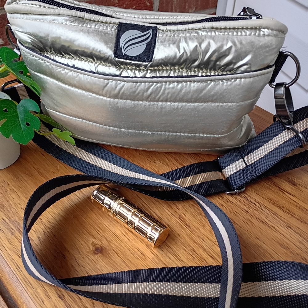 THINK ROYLYN NWT ROSE GOLD METALLIC QUILTED PUFFER BUM BAG CROSSBODY/WAIST BAG